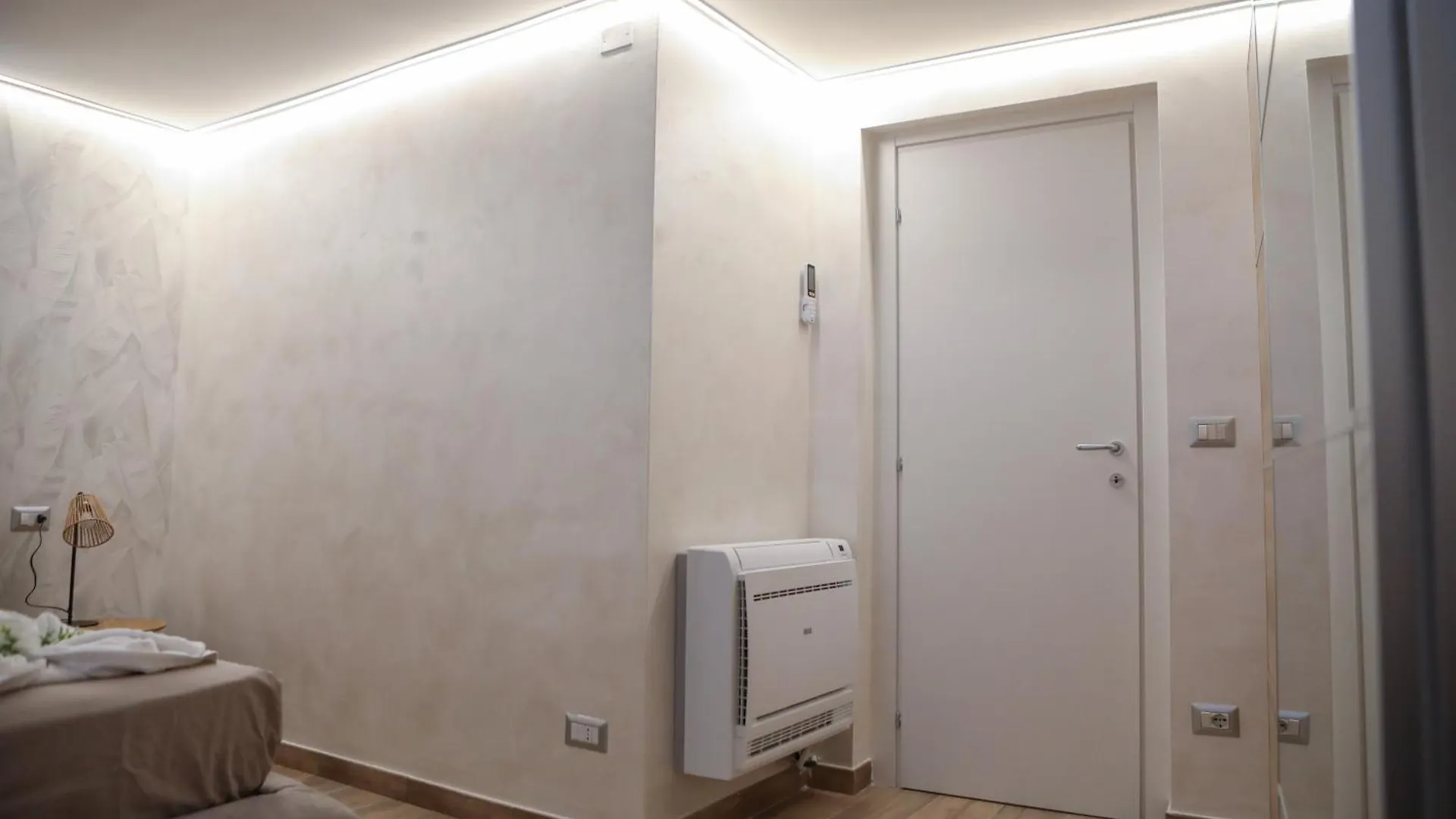 Luxury Regina 14 Apartment Bari Italy